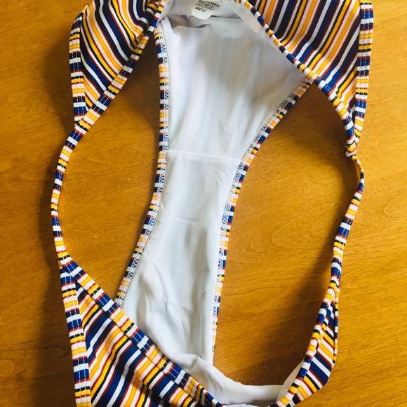 Cupshe striped 2 piece/bikini - sz M - Picture 4 of 6